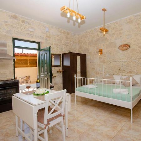 La Casa De Ioanna Lägenhet Kíssamos Exteriör bild