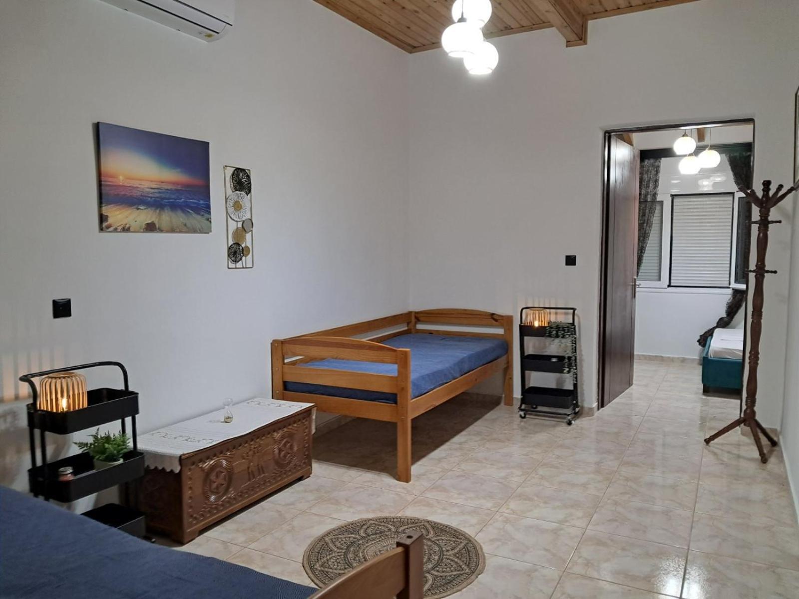 La Casa De Ioanna Lägenhet Kíssamos Exteriör bild