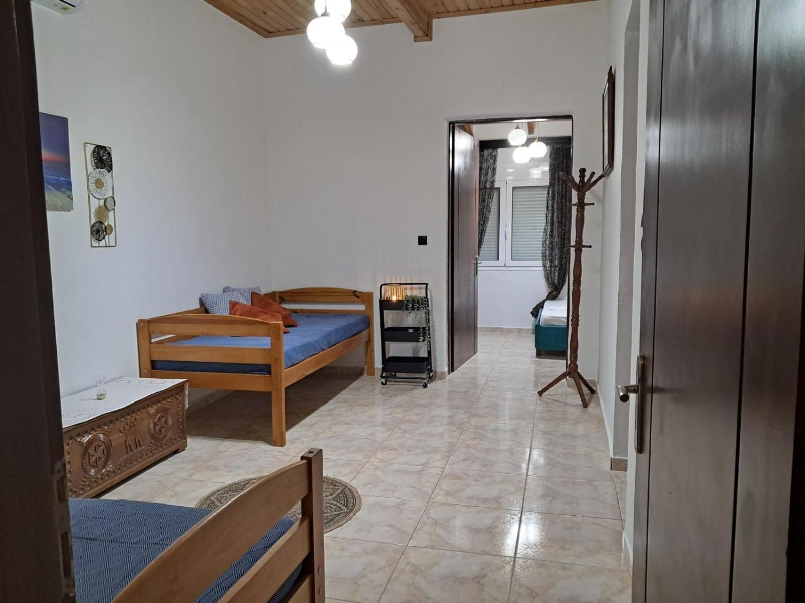 La Casa De Ioanna Lägenhet Kíssamos Exteriör bild