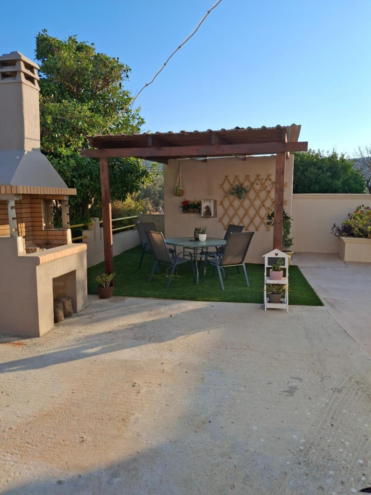La Casa De Ioanna Lägenhet Kíssamos Exteriör bild